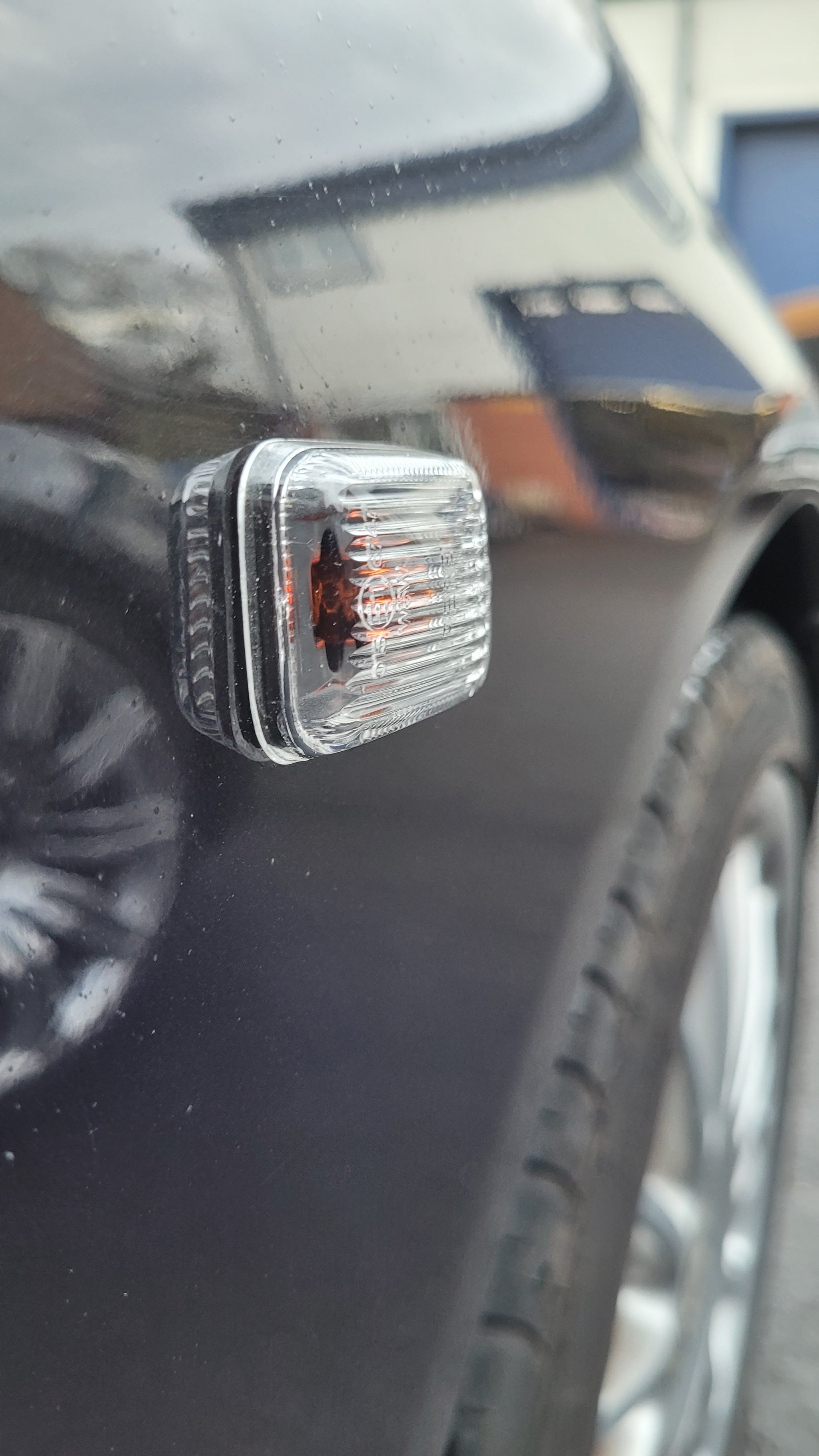Genuine MG Rover Clear Side Repeater Lamp For MG ZT & Rover 75 (XGB100310)