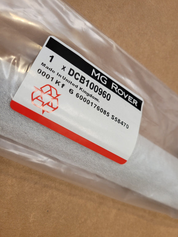 DCB100960 Rover 45 / MG ZS - Finisher-windscreen upper Detail of Assembly